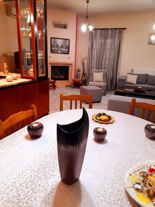 Το Σπίτι Του Γιάννη Apartman Pilí Kültér fotó