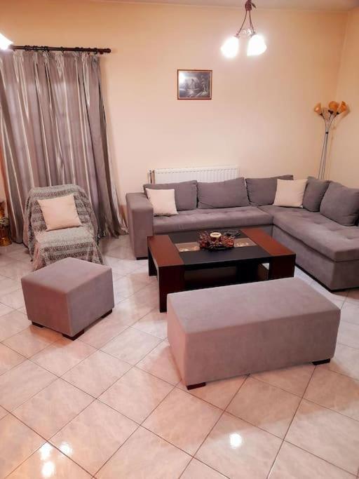 Το Σπίτι Του Γιάννη Apartman Pilí Kültér fotó
